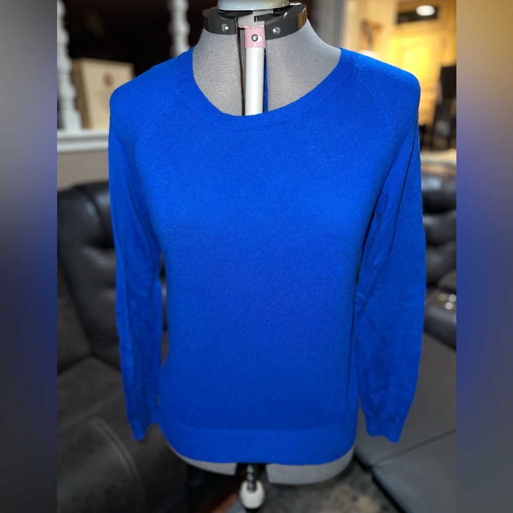 Mossimo Sweater Size XL